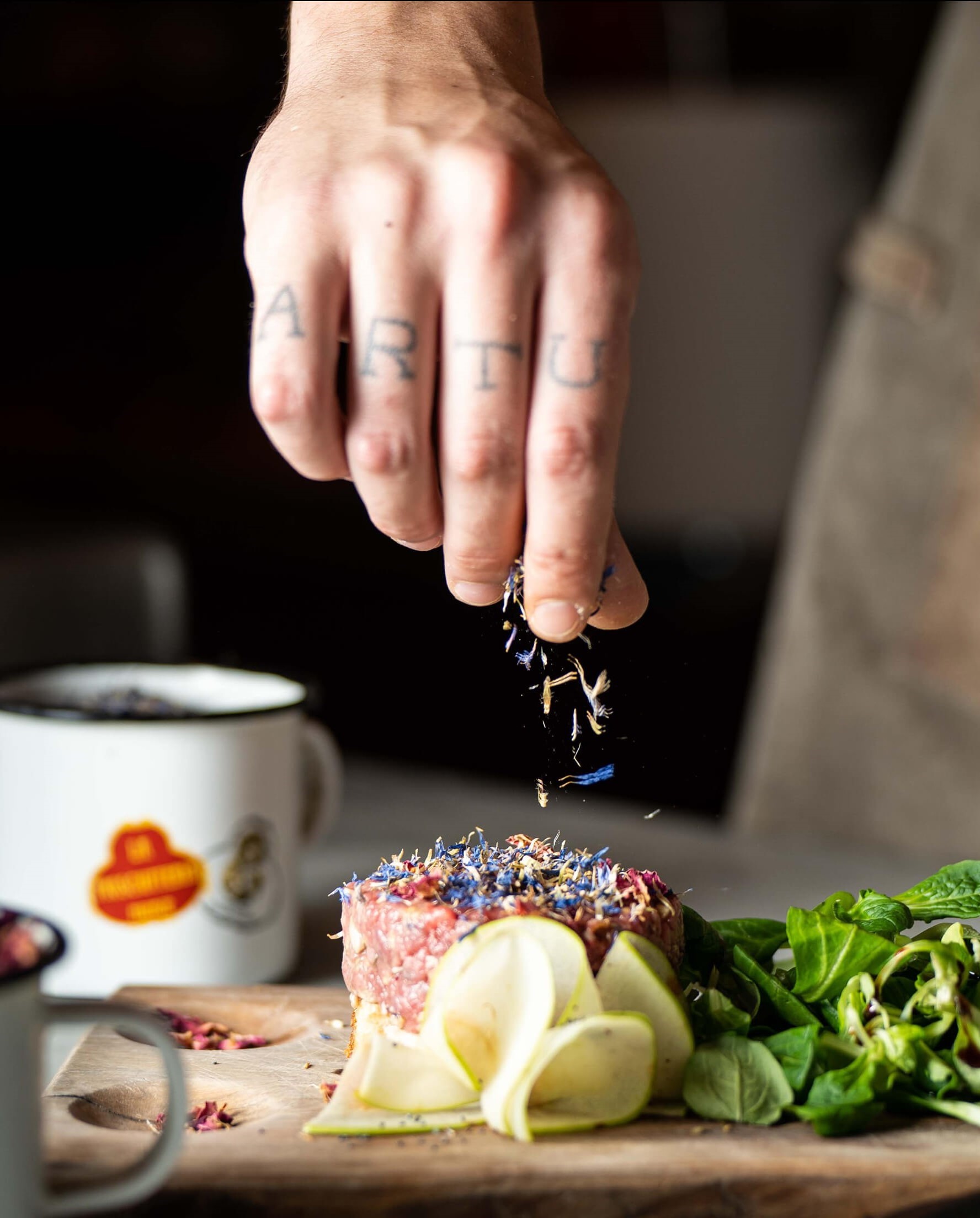 tartare crudi e bollicine siena la prosciutteria